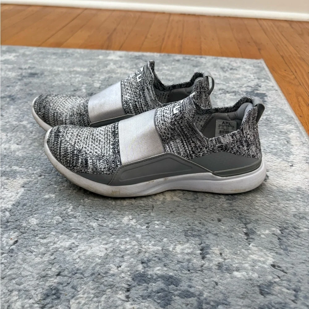 APL Athletic Propulsion Labs Techloom Bliss Sneakers, Women’s 8